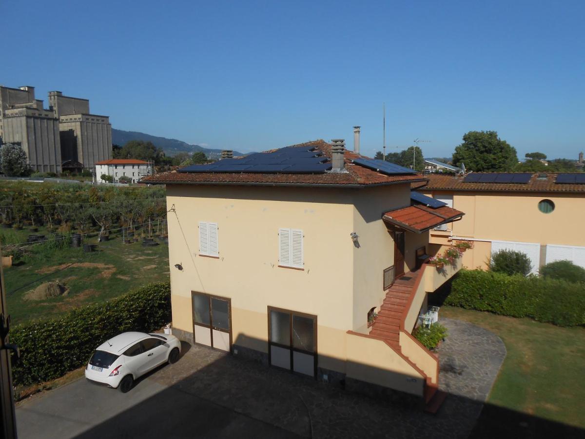 Casa Vacanze Orsi Lucca Exterior photo