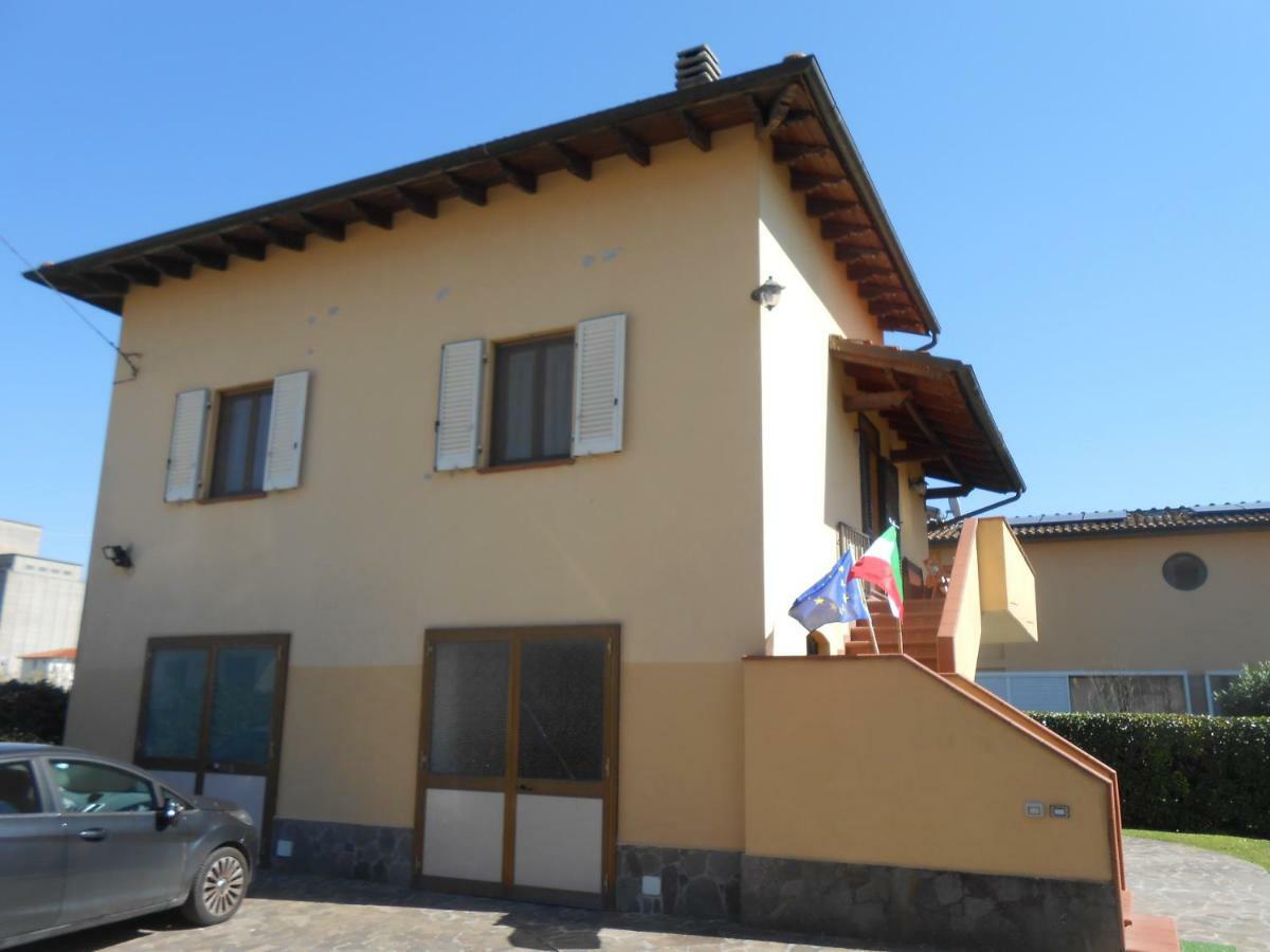 Casa Vacanze Orsi Lucca Exterior photo