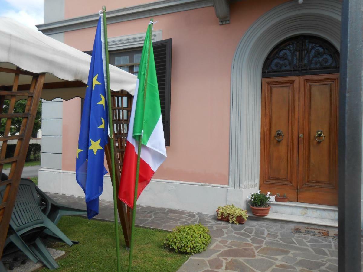 Casa Vacanze Orsi Lucca Exterior photo