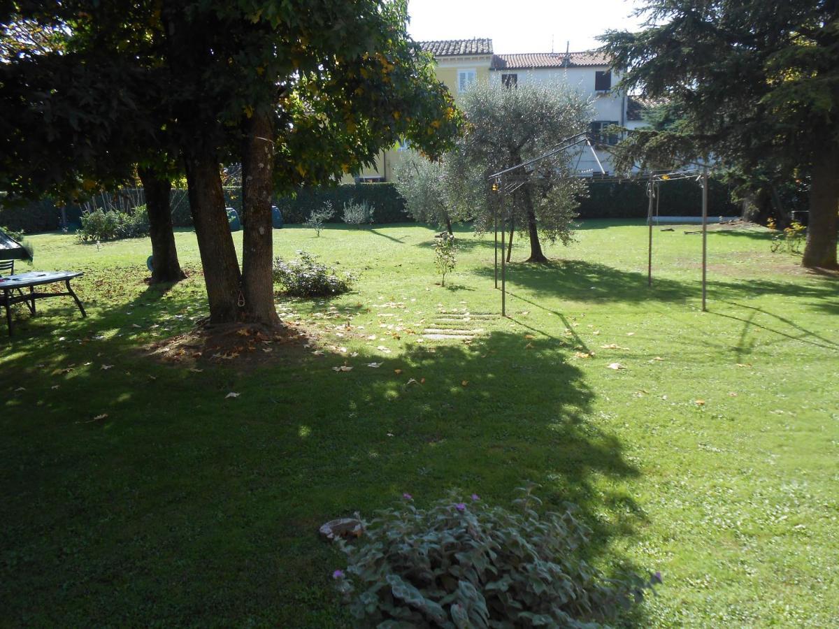 Casa Vacanze Orsi Lucca Exterior photo